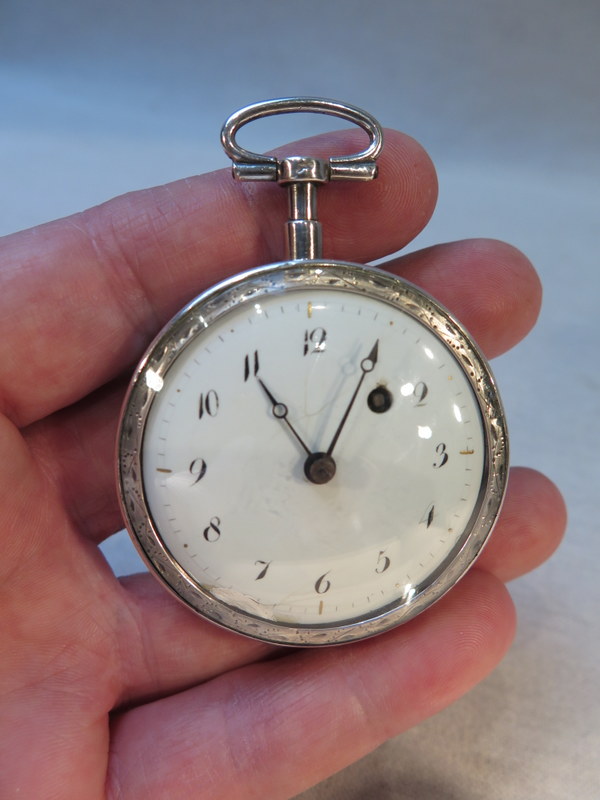 Petite montre à gousset avec bracelet griffe en argent